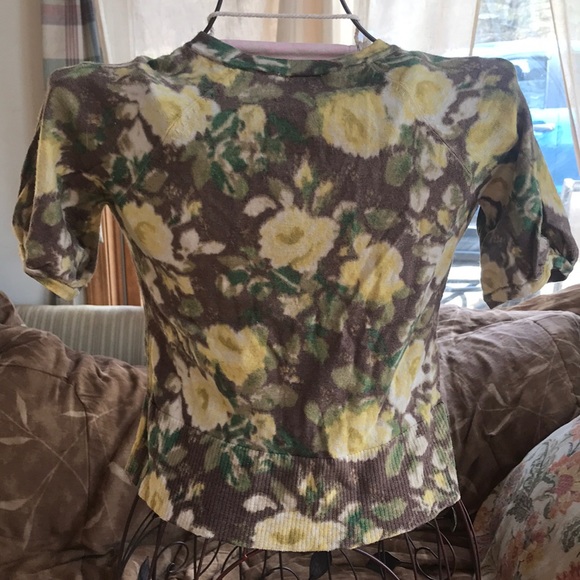 Top - Picture 2 of 6